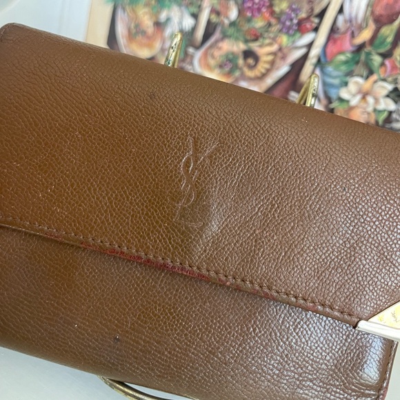 YSL Vintage Brown Leather Trifold Wallet with Internal Kisslock Coin Pocket - Picture 3 of 15